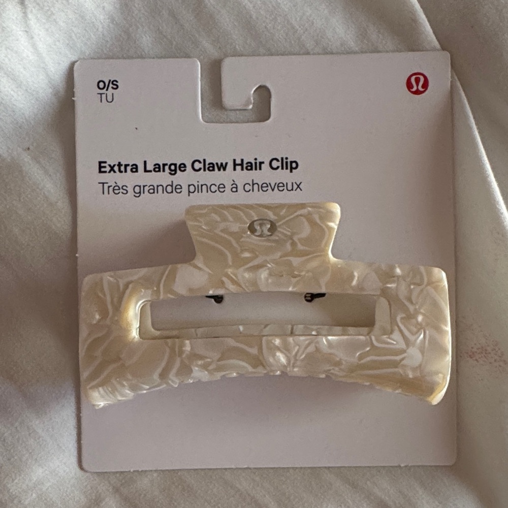 NWT LULULEMON EXTRA LARGE CLAW CLIP
